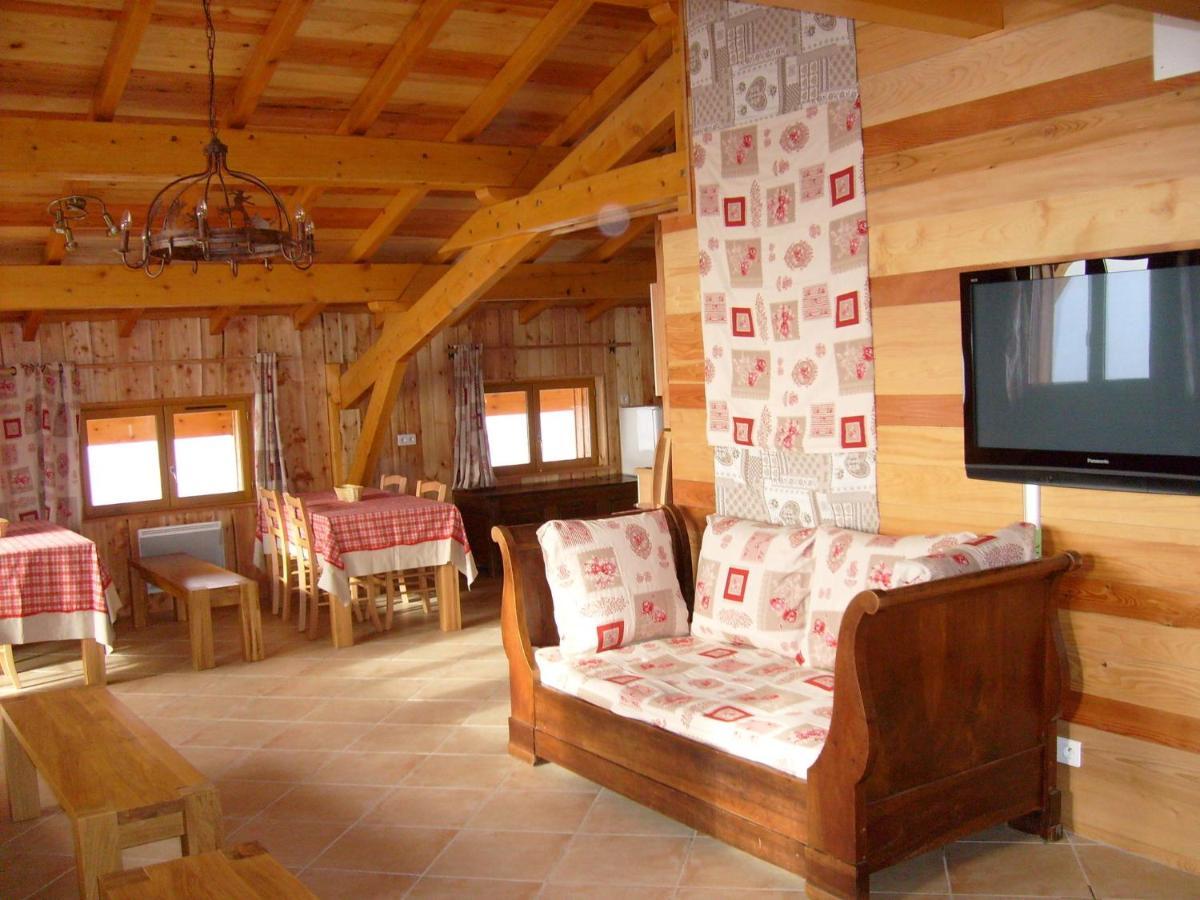 Chalet With Skiing And Horse Riding Nearby Villa Le Ménil Buitenkant foto