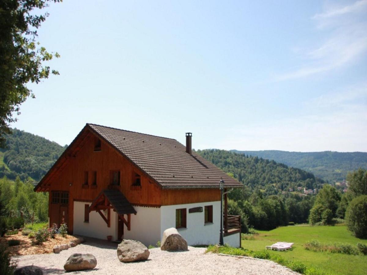 Chalet With Skiing And Horse Riding Nearby Villa Le Ménil Buitenkant foto