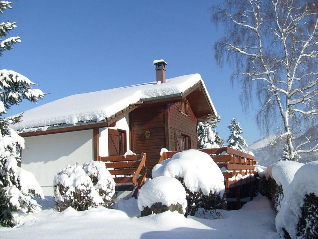 Chalet With Skiing And Horse Riding Nearby Villa Le Ménil Buitenkant foto